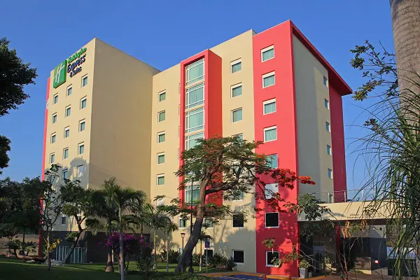 hoteles en jiutepec morelos