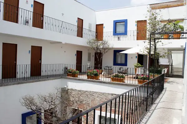 descansería hotel business and pleasure