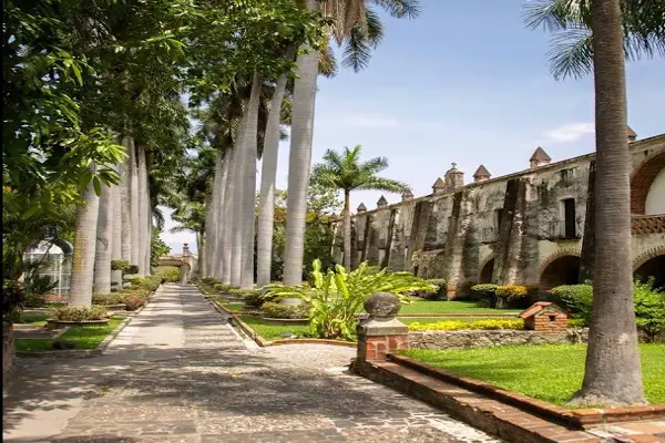 hotel hacienda vista hermosa