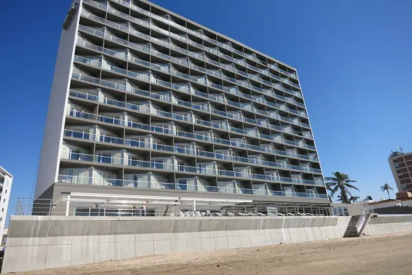 holidayinn resort mazatlán