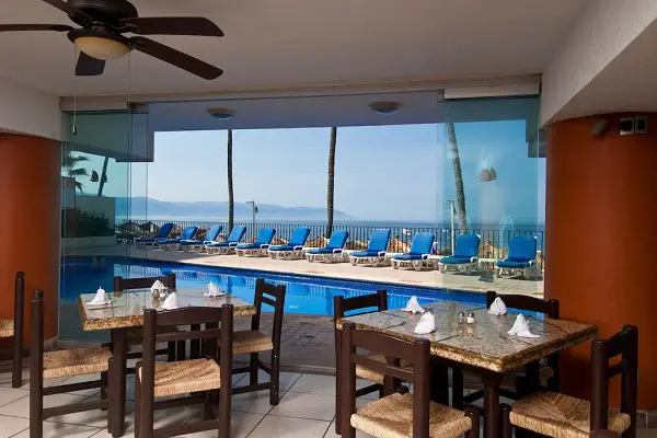 hotel-san-marino-puerto-vallarta