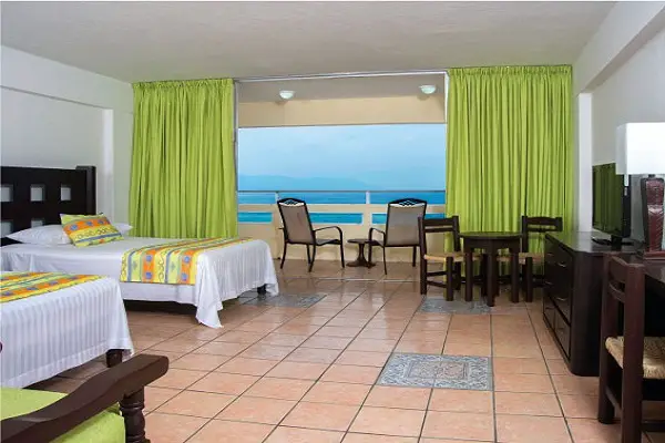 hotel-san-marino-puerto-vallarta