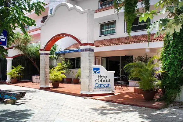 hotel colonial cancun