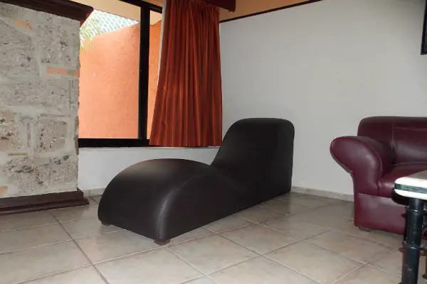 habitacion-doble-con-jacuzzi-motel-garden7