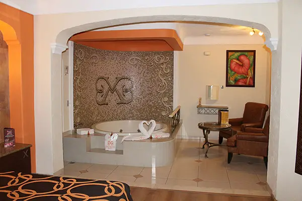 habitacion-jacuzzi-vapor-motel-villa-magna7