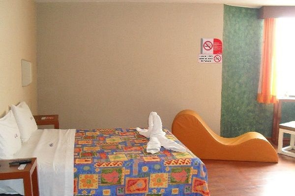 habitacion-sencilla2-motel-bugambilias