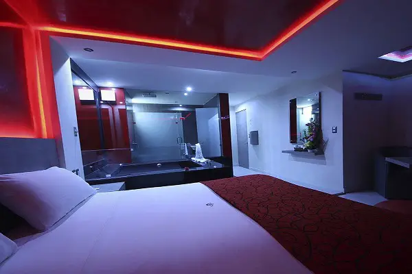 habitación-master-suite-con-jacuzzi-motel-la-joya