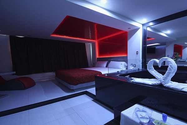 habitación-master-suite-con-jacuzzi-motel-la-joya1