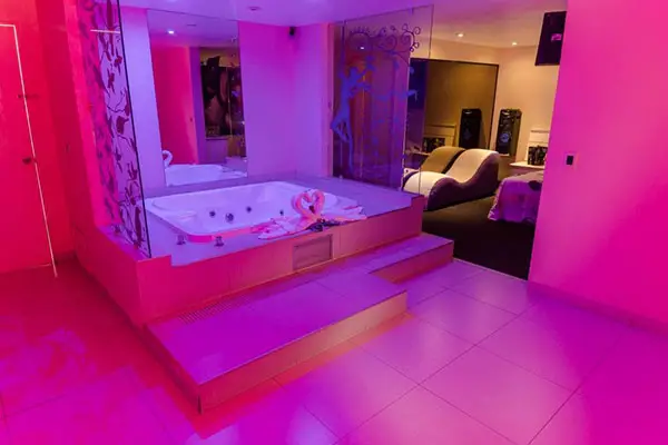 suite-jacuzzi-motel-viena