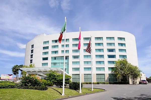 crowne-plaza-villahermosa-hoteles-villahermosa