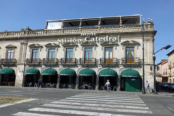 hotel-mision-catedral-morelia-hoteles-en-morelia