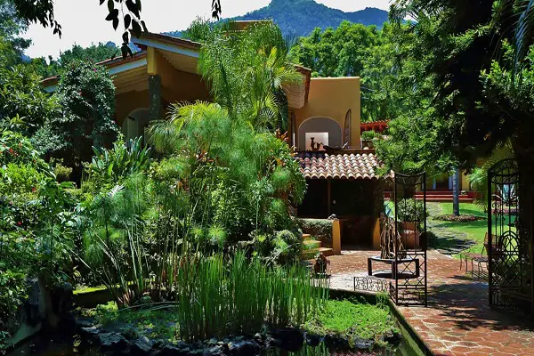 hotel-amomoxtli-hoteles-en-tepoztlan