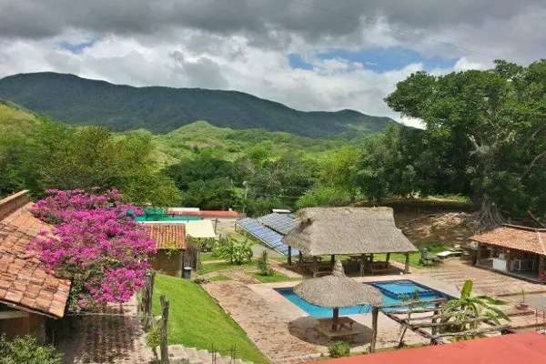 hotel-guacamayas-campestre-hoteles-en-cosala