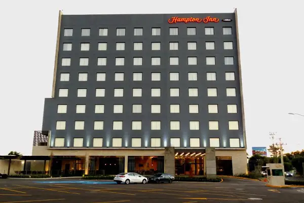 hampton-inn-by-hilton-celaya-hoteles-en-apaseo-el-grande