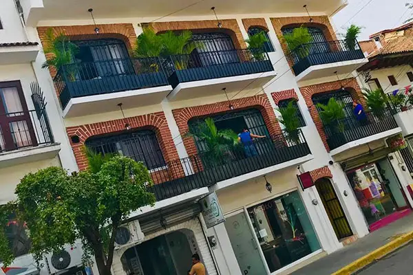 jaguar-inn-hoteles-en-puerto-vallarta-economicos