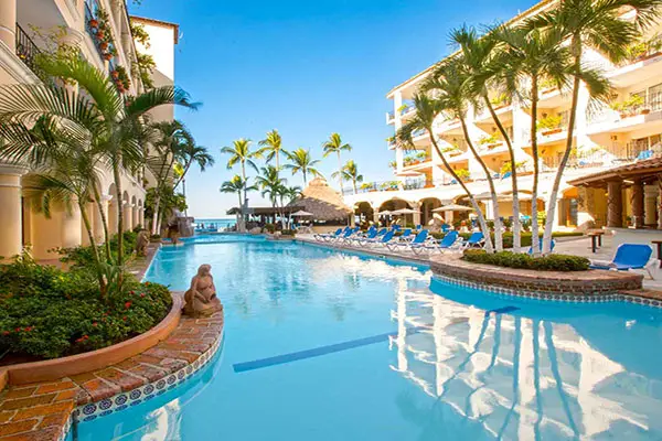 playa-los-arcos-hotel-beach-resort-and-spa-hoteles-en-puerto-vallarta-con-playa