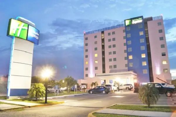 hotel-holiday-inn-express-merida-siglo-XXI-hoteles-en-merida